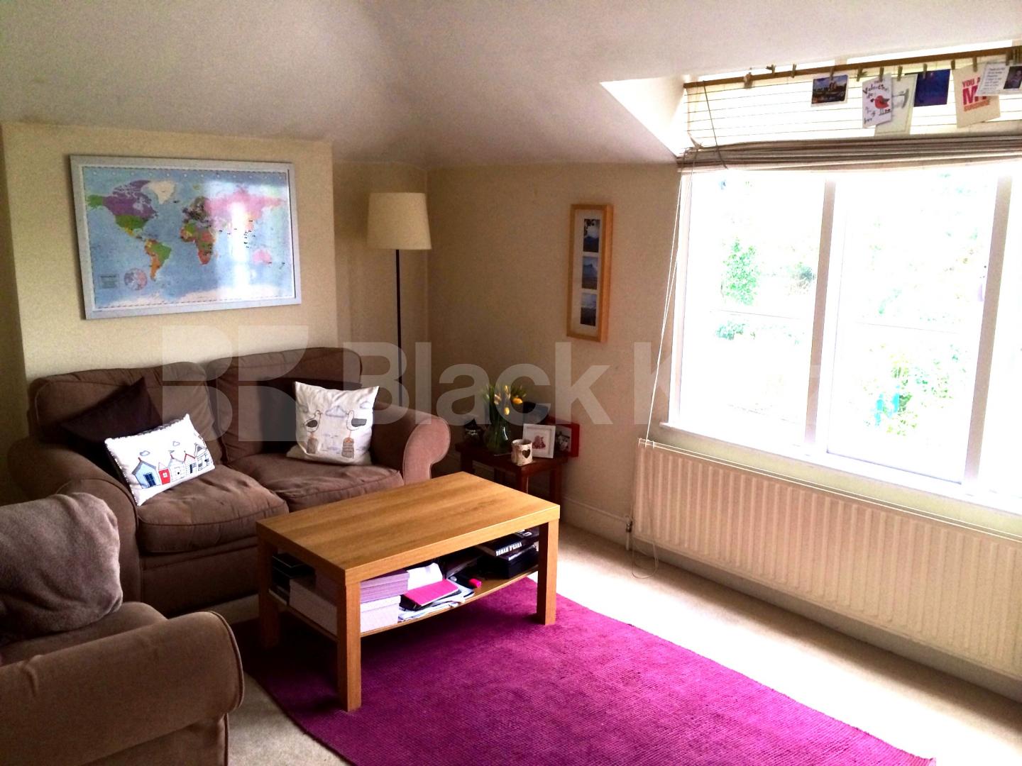 			UNDER OFFER, 2 Bedroom, 1 bath, 1 reception Apartment			 Abbeville Road, Abbeville Village